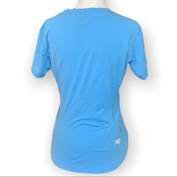 ARCTERYX woman blue athletic short sleeves t-shirt size Medium - Picture 4 of 8